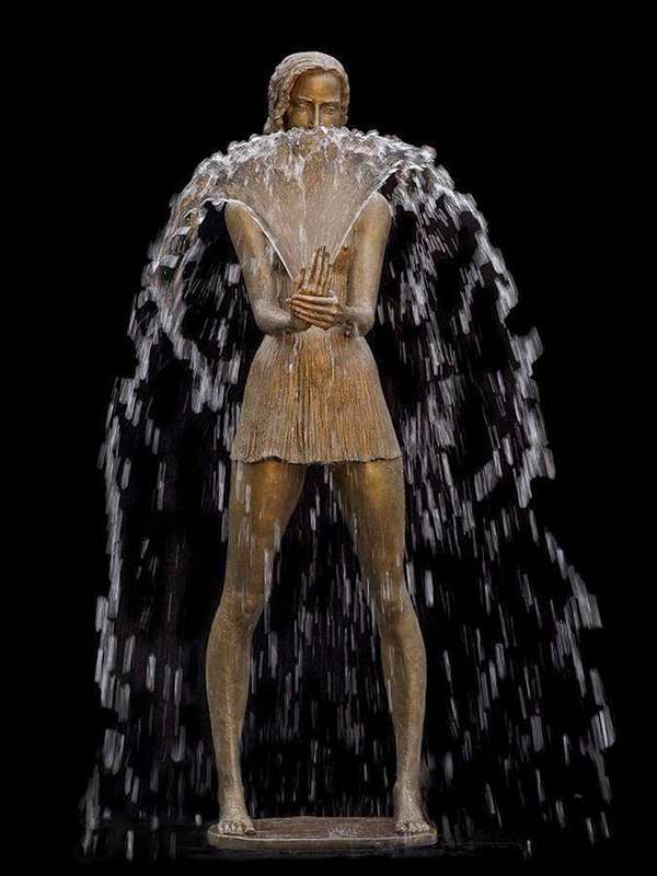 Las maravillosas esculturas que cobran vida gracias al agua (FOTO Y VIDEO)