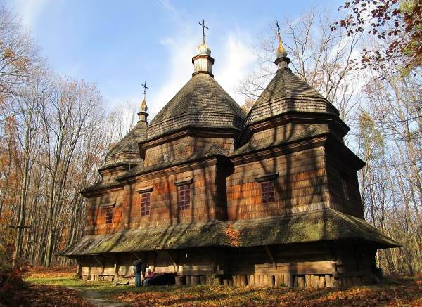 The wonderful Unesco Heritage wooden churches in Ukraine