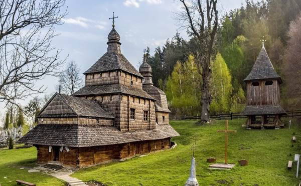 As maravilhosas igrejas de madeira do patrimônio da Unesco na Ucrânia
