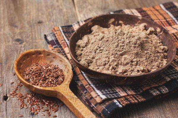 Flaxseed flour: properties, calories, uses, recipes and where to find it