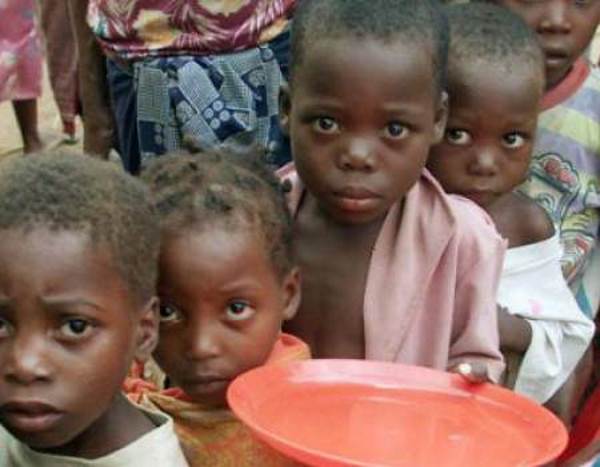 400 crianças correm o risco de morrer no Congo por desnutrição