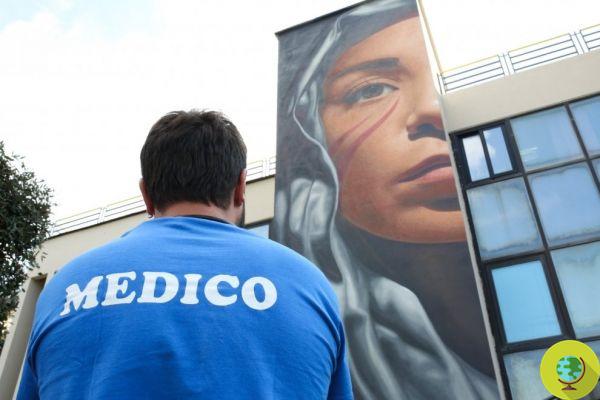 Los murales gigantes de Jorit realizados con la ayuda de niños autistas colorean el hospital de Pozzuoli (Nápoles)