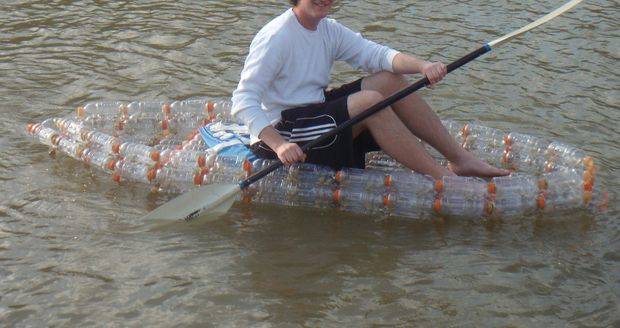 5 boats, canoes or kayaks made with plastic bottles