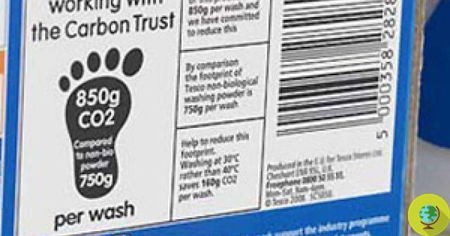 Huella de carbono en las etiquetas de los productos: los supermercados Tesco dan marcha atrás