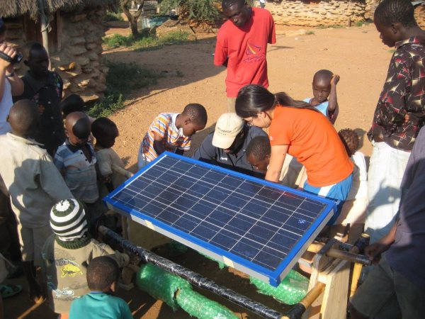 SunSaluter: the solar tracker that produces drinking water with photovoltaics
