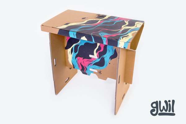 Standing Desk: el escritorio portátil de cartón contra el sedentarismo