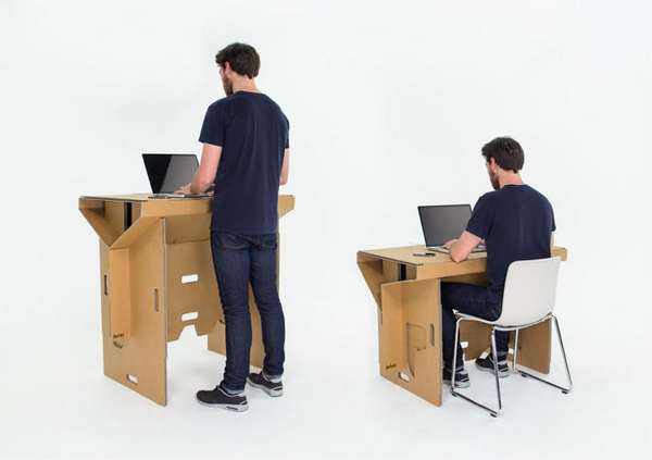 Mesa de pé: a mesa de papelão portátil contra o sedentarismo