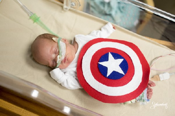 Bebés prematuros: aquí están los superhéroes más tiernos que hayas visto (FOTO)