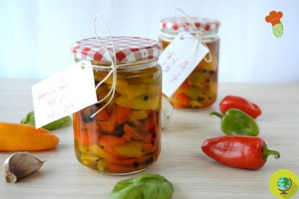Conserves maison : la recette pas à pas des poivrons à l'huile