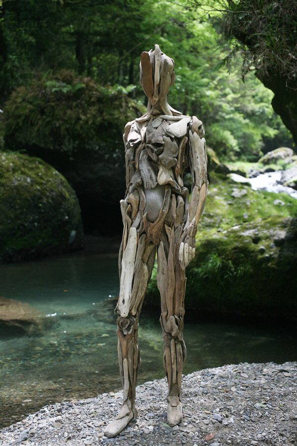 Las misteriosas esculturas naturales de Nagato Iwasaki (FOTO)