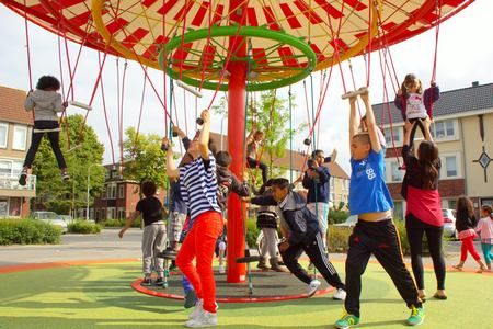 Energy Carousel : le carrousel qui produit de l'énergie à partir du mouvement des enfants