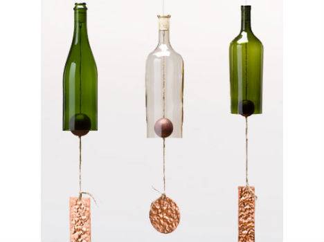 13 ideas from around the world to creatively recycle glass bottles of wine or beer