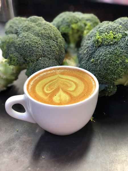 From broccoli scraps the super-nourishing powder to add to soups, smoothies and… cappuccino