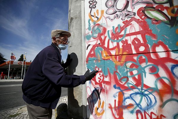 Lata 65, le street art qui n'a pas d'âge et casse les stéréotypes (PHOTO)