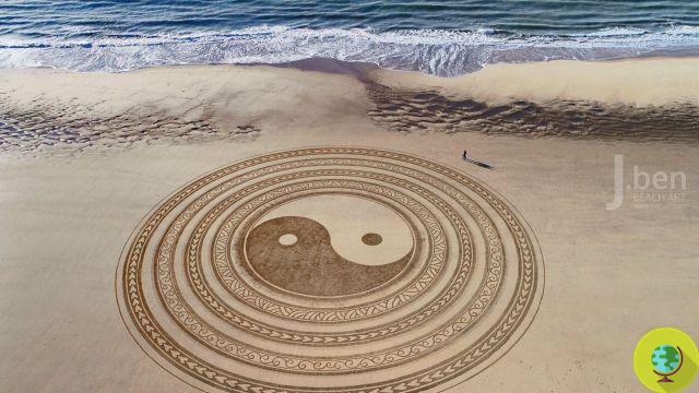 Beach Art: Jben's gigantic sand drawings made with just two rakes and a rope