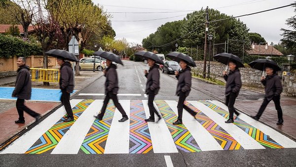 Los pasos de peatones de Madrid se vuelven multicolores gracias al Street Art (FOTO)