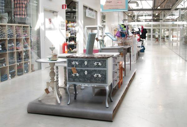 This is the first mall in the world that only sells recycled items
