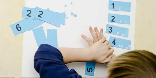Montessori: 10 painéis e pranchas de atividades para inspirar você