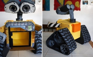 Reciclaje robótico: 10 esculturas e instalaciones robóticas hechas a partir de residuos