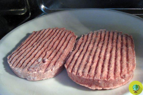 Meat scandal: 780 tons of fake hamburgers distributed to the poorest