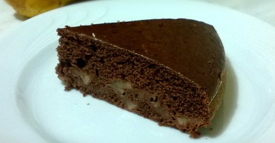 Cake vegan poire, cacao et cannelle à la farine d'épeautre