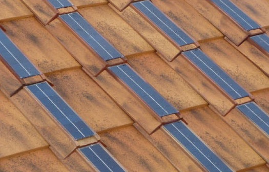 Photovoltaic tiles: how to transform the house into a self-sufficient power plant