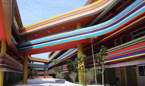 Singapore's Wonderful Rainbow School (PHOTO)