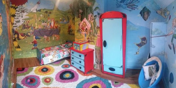 The wonderful fairy tale inspired bedroom created by a mother for her baby girl (PHOTO)