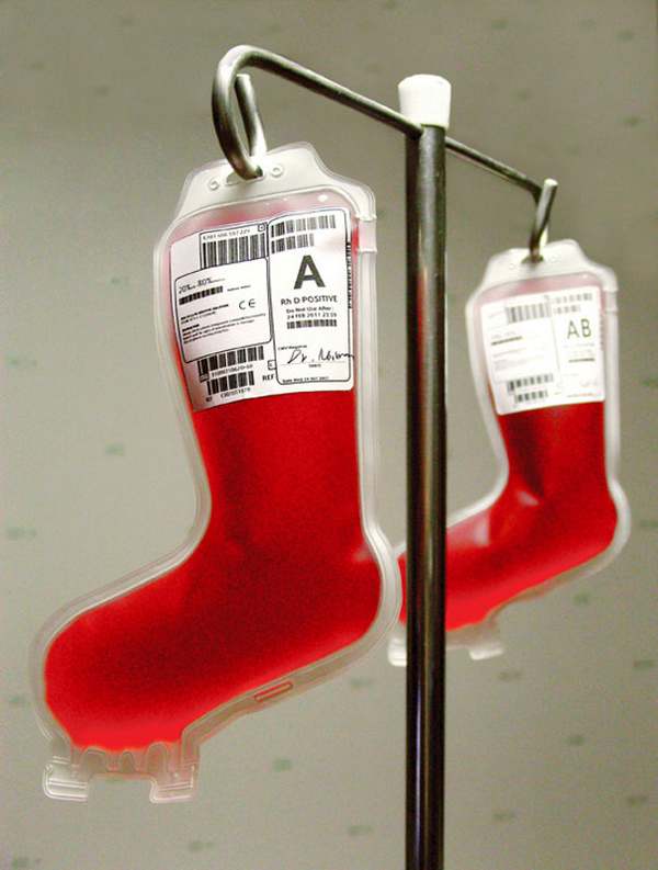 DIY decorations from doctors and nurses to make Christmas in the hospital more beautiful