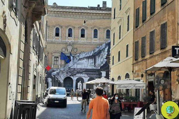 Spectaculaire illusion d'optique de JR à Rome : avec le street art 