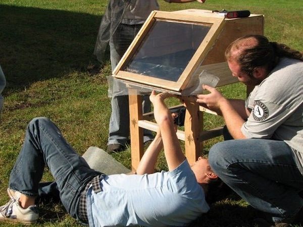 Como construir um secador de alimentos solar DIY (VÍDEO)