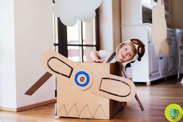 Creative recycling of cardboard boxes: find out how to reuse them to make games, shelves, magazine racks