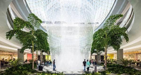 The spectacular Singapore airport, between the butterfly garden and inner waterfalls (PHOTO AND VIDEO)