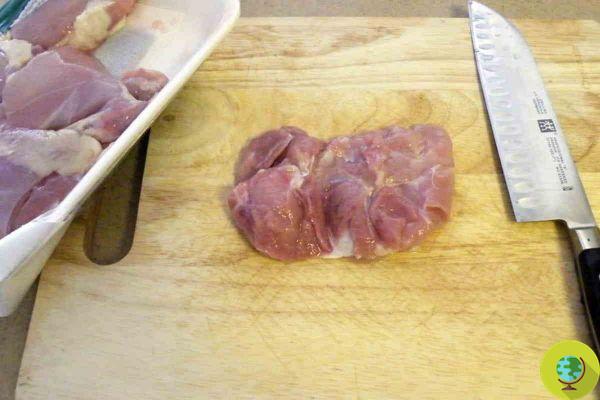 Laver le poulet et autres erreurs (scientifiquement prouvées) que vous faites probablement en cuisinant
