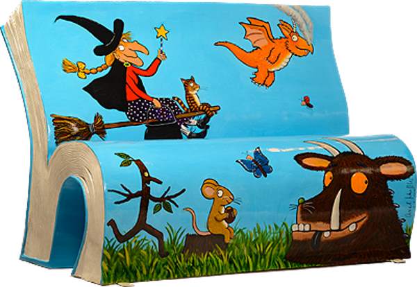 The colorful literary benches with the characters of the bestsellers (PHOTO)