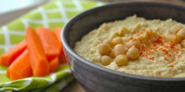 Hummus: la receta tradicional y 5 sabrosas variaciones
