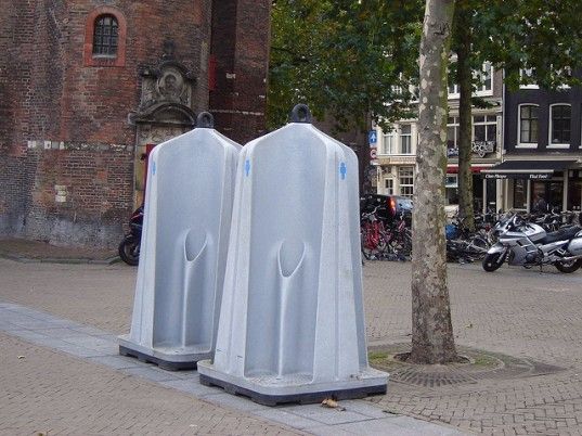 Peecycling: reciclando urina para fertilizar os telhados verdes de Amsterdã