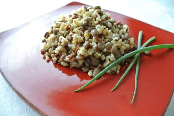 Como cozinhar lentilhas na véspera de Ano Novo: 10 deliciosas receitas veganas sem cotechino e zampone