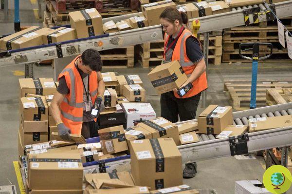 El inquietante sistema automático que sugiere a Amazon a quién despedir por 'no productivo'