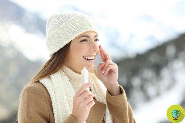 Astuces et remèdes naturels pour protéger la peau du froid (et ne pas la dessécher)