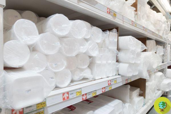 Get rid of single-use plastic from the shelves! Supermarkets anticipate the European ban on disposable tableware