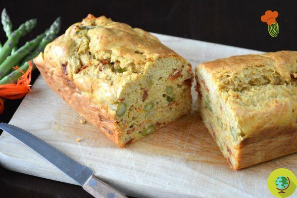 Savory plumcake with asparagus and dried tomatoes, recipe without butter