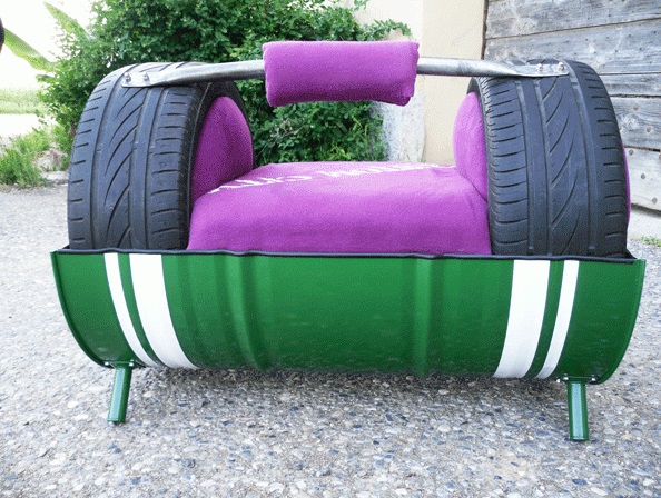 Custom Barrel : baby-foot, platines et meubles issus du recyclage d'anciens barils de pétrole