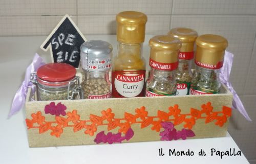 10 DIY spice holders