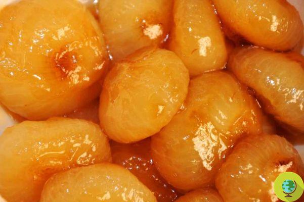 Vegan side dishes: sweet and sour onions