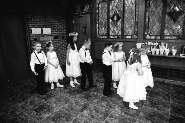 The teacher who invited her special pupils to her wedding (PHOTO)