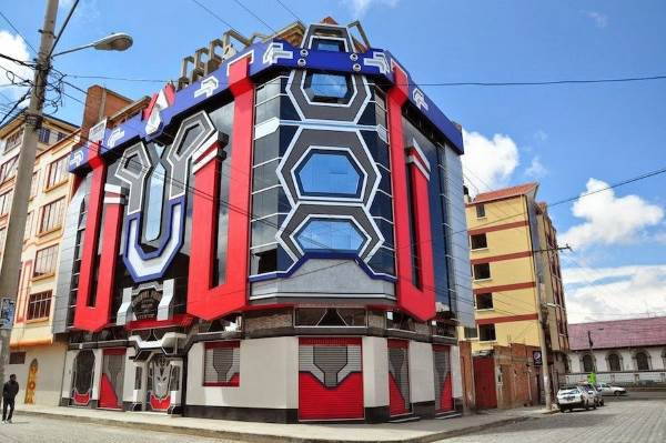 El Alto: the city of the strange and colorful palaces of the Aymara indigenous people (PHOTO)