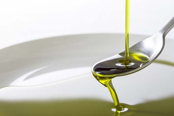 Hemp oil: properties, uses, benefits and CONTRAINDICATIONS