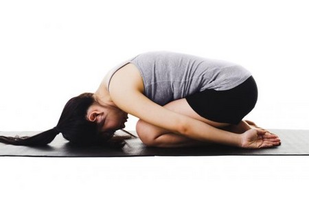 Insomnia: yoga to be able to sleep. The exercises to do