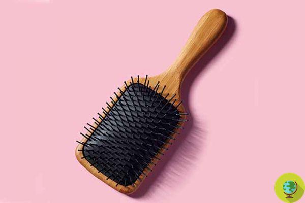 Truques inteligentes para limpar pentes e escovas de cabelo